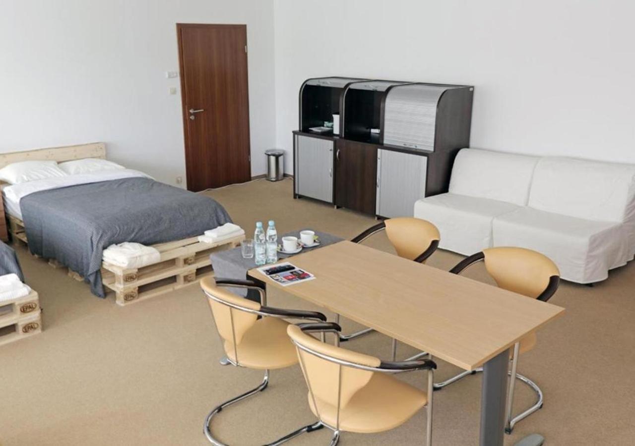 Apartamenty Expo Nadarzyn 3Rooms Kajetany Εξωτερικό φωτογραφία